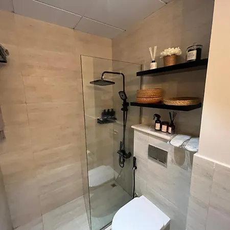 The Chic Retreat, Stylish Studio Close To Yas & Airport Abou Dabi Extérieur photo