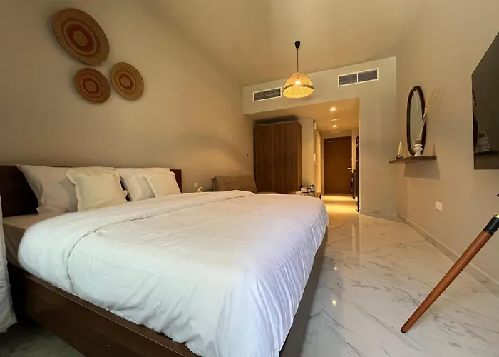 The Chic Retreat, Stylish Studio Close To Yas & Airport