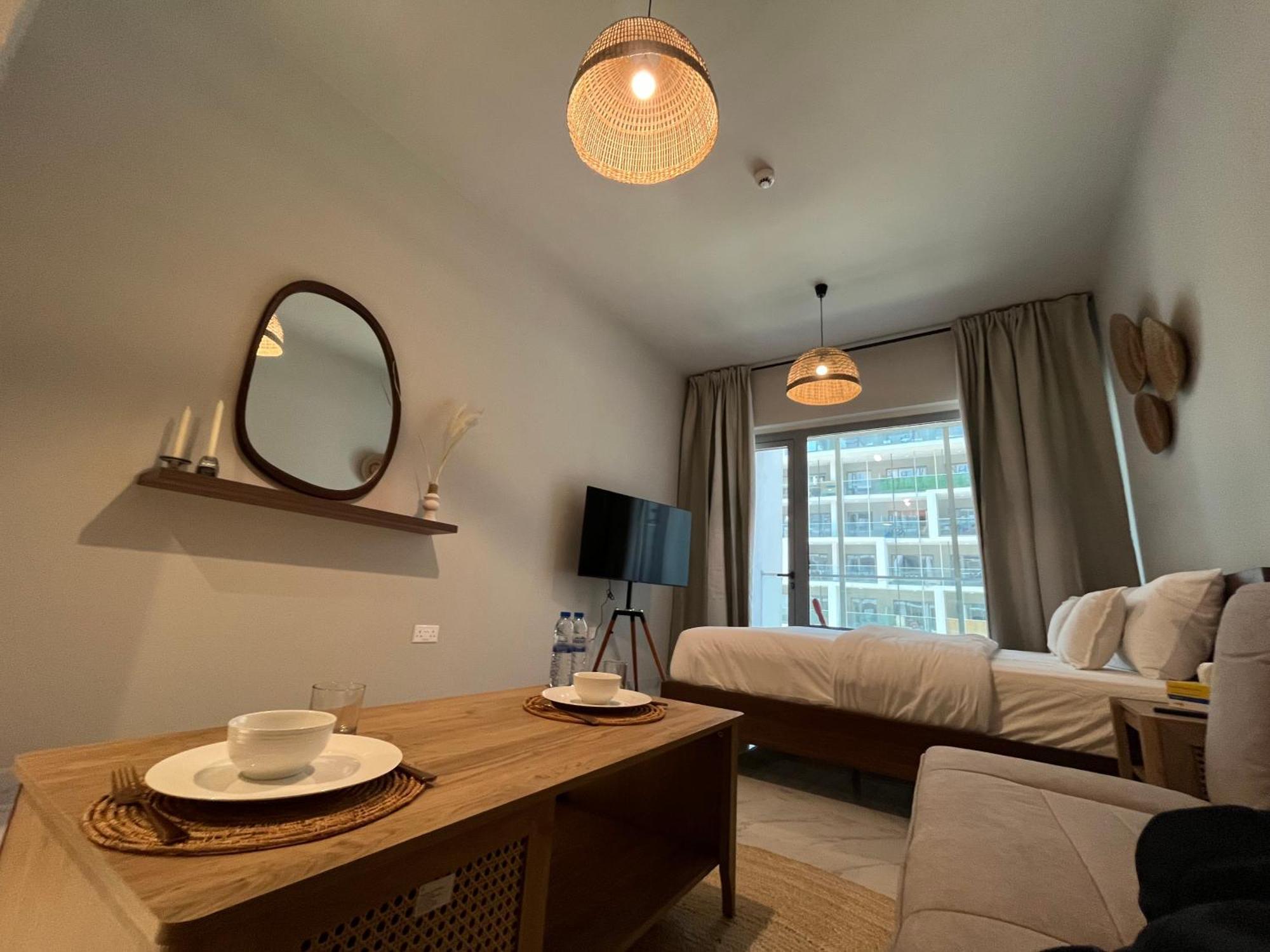 Appartement The Chic Retreat, Stylish Close To Yas & Airport Abou Dabi